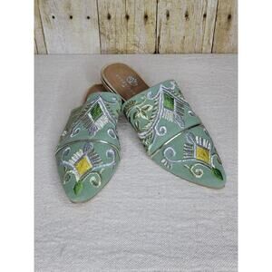 Anthropologie Guadalupe Metallic Thread Embroidered Mules Flats Green sz 38 /7.5